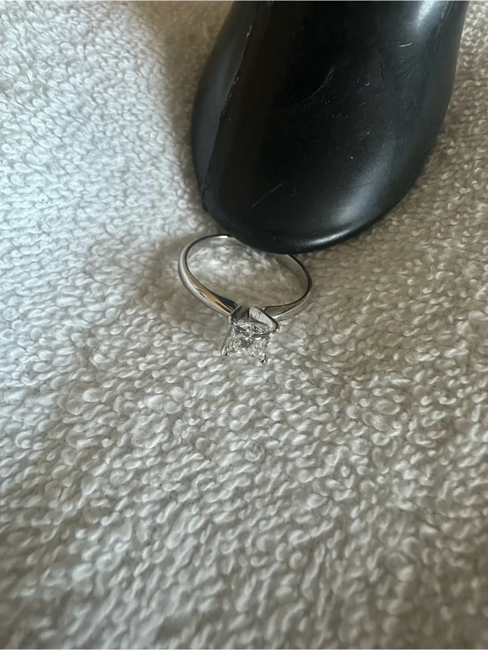 14k Gold Genuine Diamond Ring